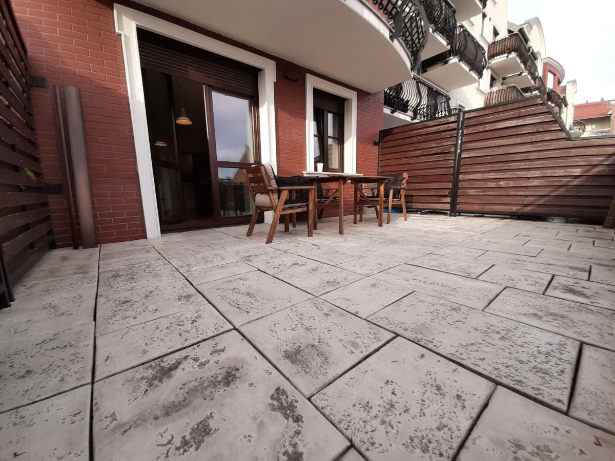 Apartamenty Lubin - Kamieniczka W Centrum Luaran gambar